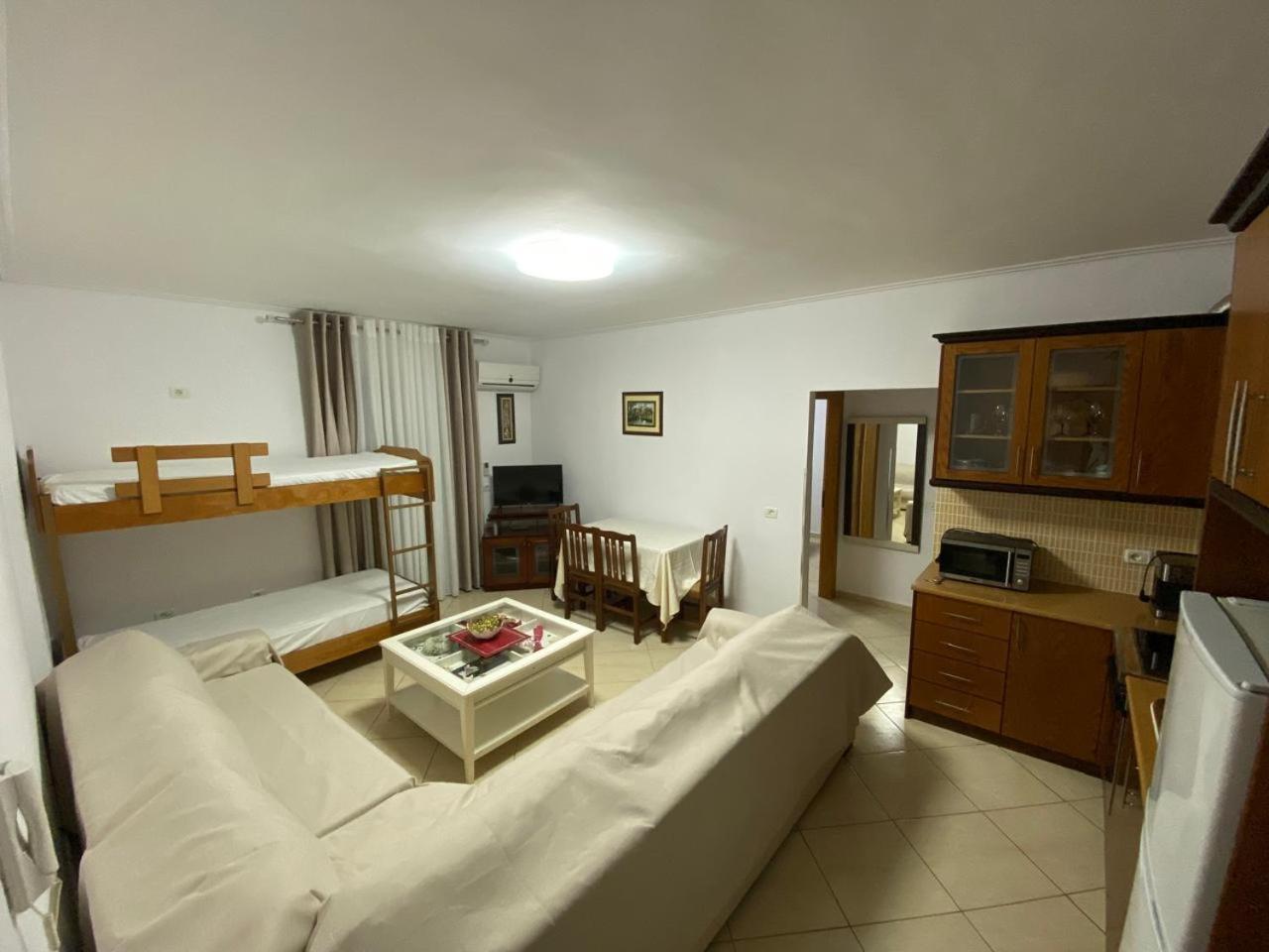 Olive Tree Apartment Σαράντα Εξωτερικό φωτογραφία
